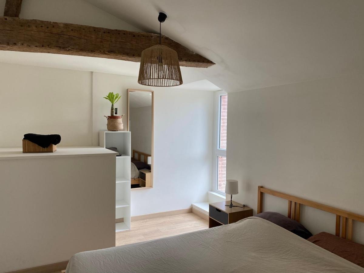 Charmant Appartement Avec Spa Fontenay-le-Comte Zewnętrze zdjęcie
