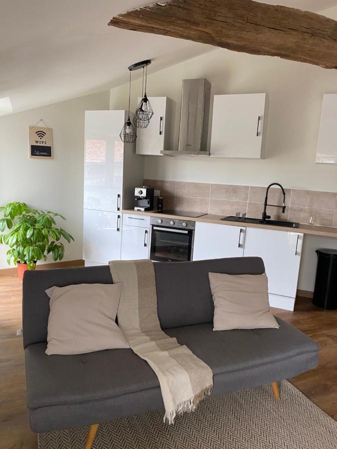 Charmant Appartement Avec Spa Fontenay-le-Comte Zewnętrze zdjęcie